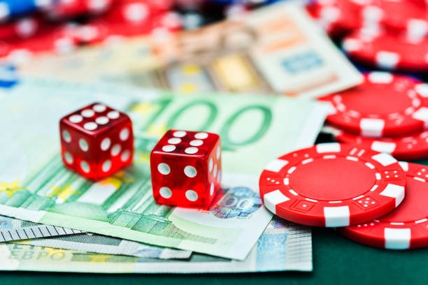 Live dealer interaction and chat on indo2play